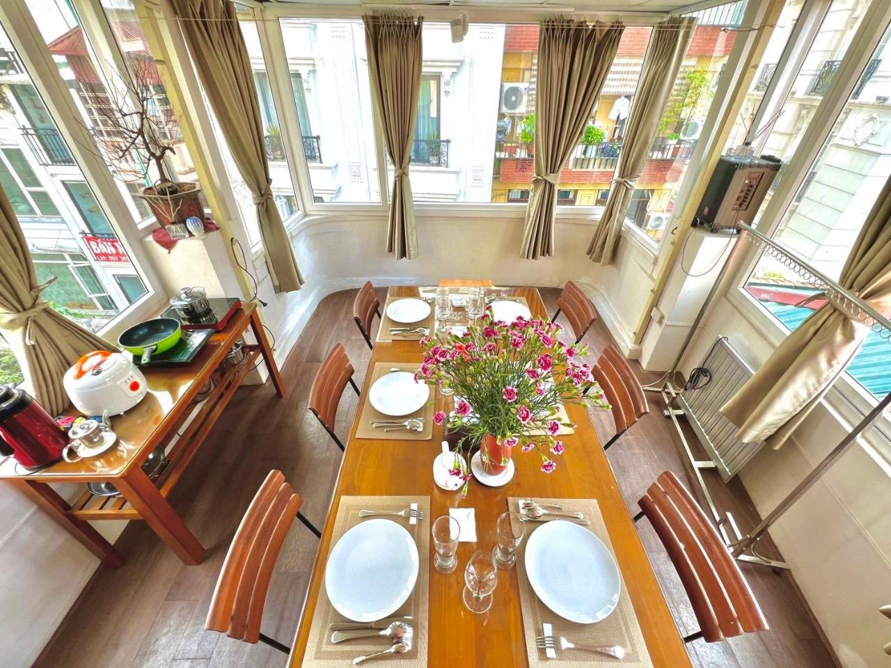 Nice Room Located Right Next To The Old Quarter Can Phong Nhieu Anh Sang Tai Ngay Gan Pho Di Bo Ho Guom Hanoi Esterno foto